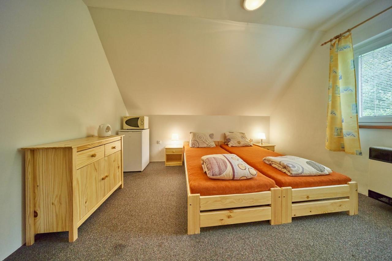 CAMP Dolce Hotel Trutnov Exterior foto