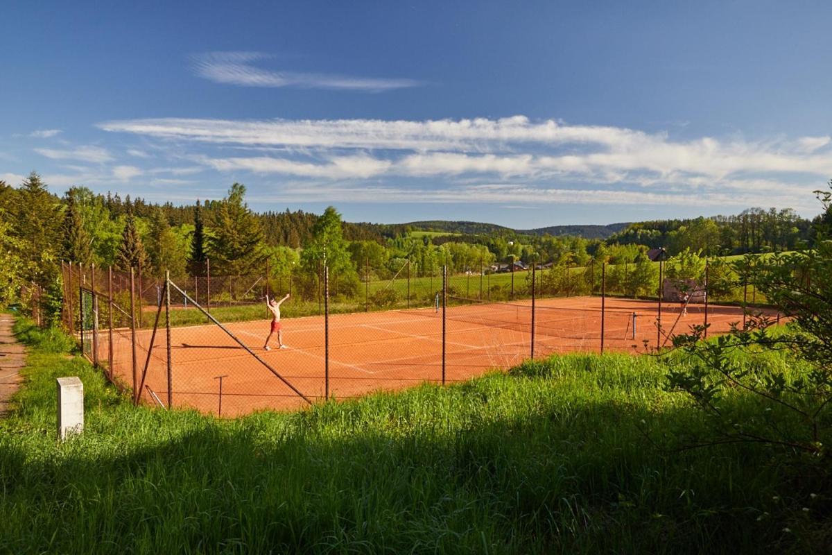 CAMP Dolce Hotel Trutnov Exterior foto