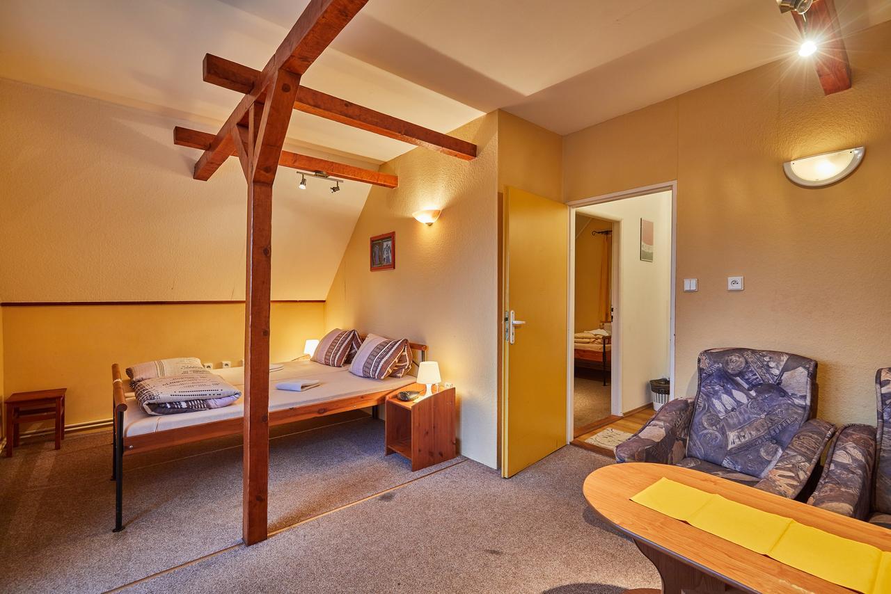 CAMP Dolce Hotel Trutnov Exterior foto